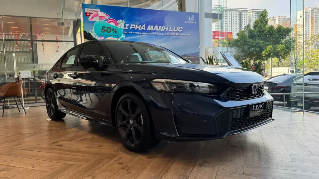 Honda Civic 2024: Hiệu Suất Hybrid Đột Phá